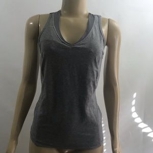 DANSKIN Women Performance fitted Tank Top .